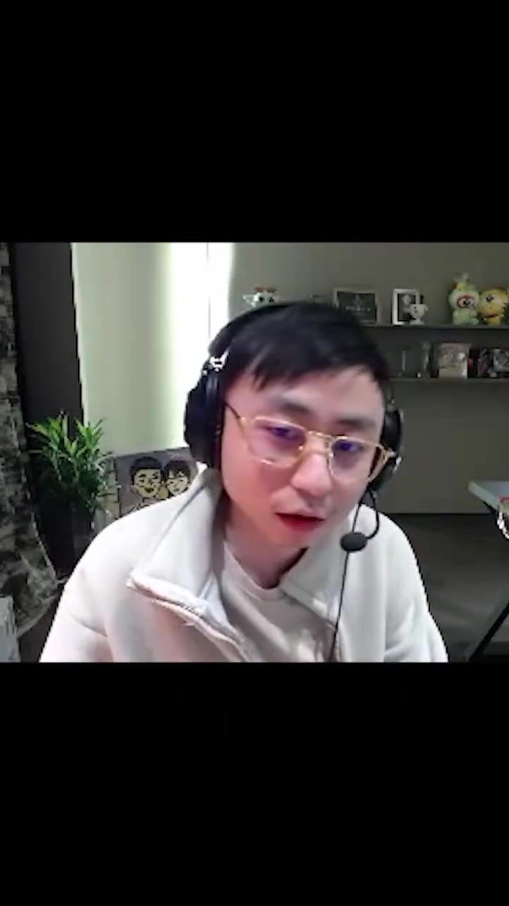 jinnianhui金年会K仙女怕了！水晶哥：真不玩Uzi号了！那天坑完队友不敢玩了