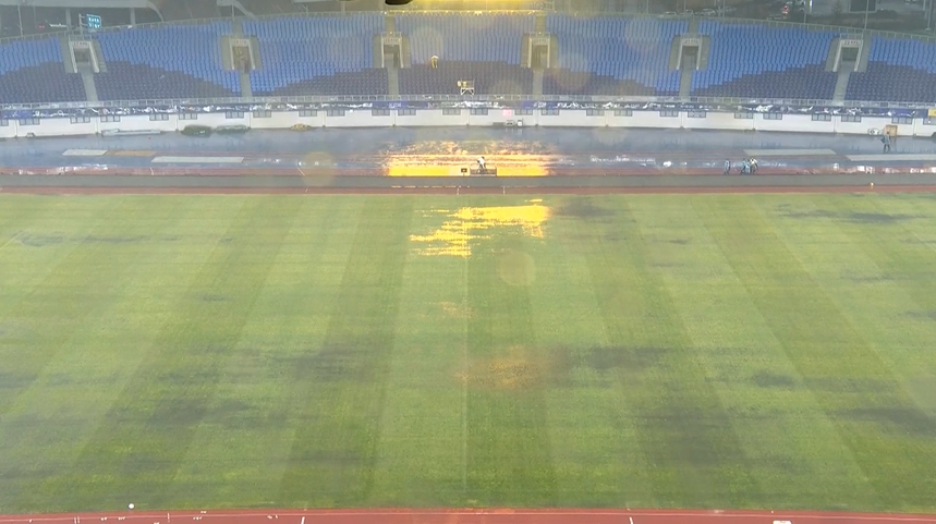 jinnianhui金年会和天气“杠”上了！西海岸去年遭遇大雾，今年又碰上大雨、大风