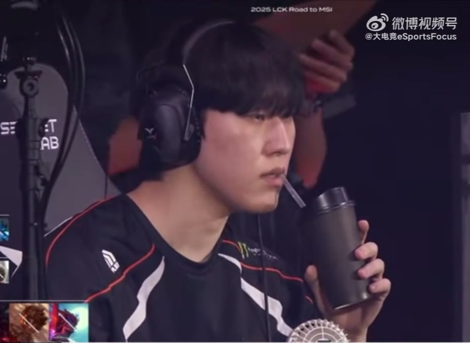 金年会体育哭了！？网友发现第三局BP阶段Zeka疑似在抽泣